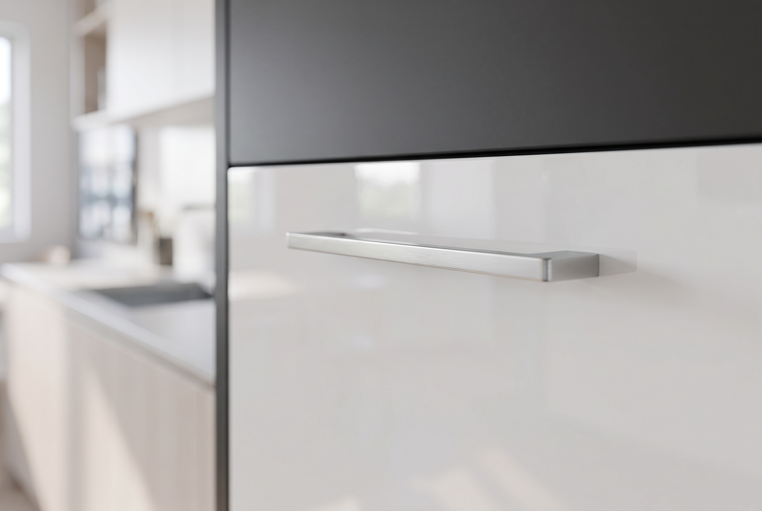 DH017CP polished chrome slim bar handle fitted to a gloss white drawer front